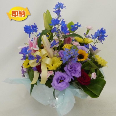 夏を感じるフラワーアレンジメント